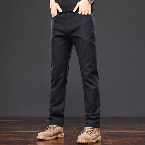 Men's chino pants with a modern fit and practical pockets Amarae