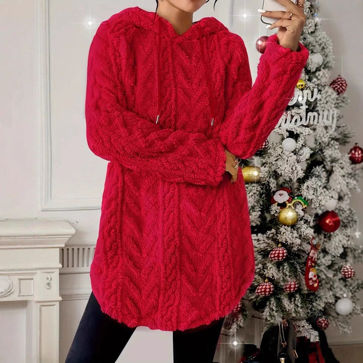 Ladies pleasant fleece pullover with hood and structured design Lune London