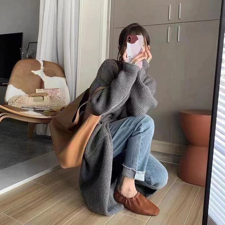 Cardigan en tricot épais pour femmes avec fermeture à boutons et poches profondes Chic & Stil