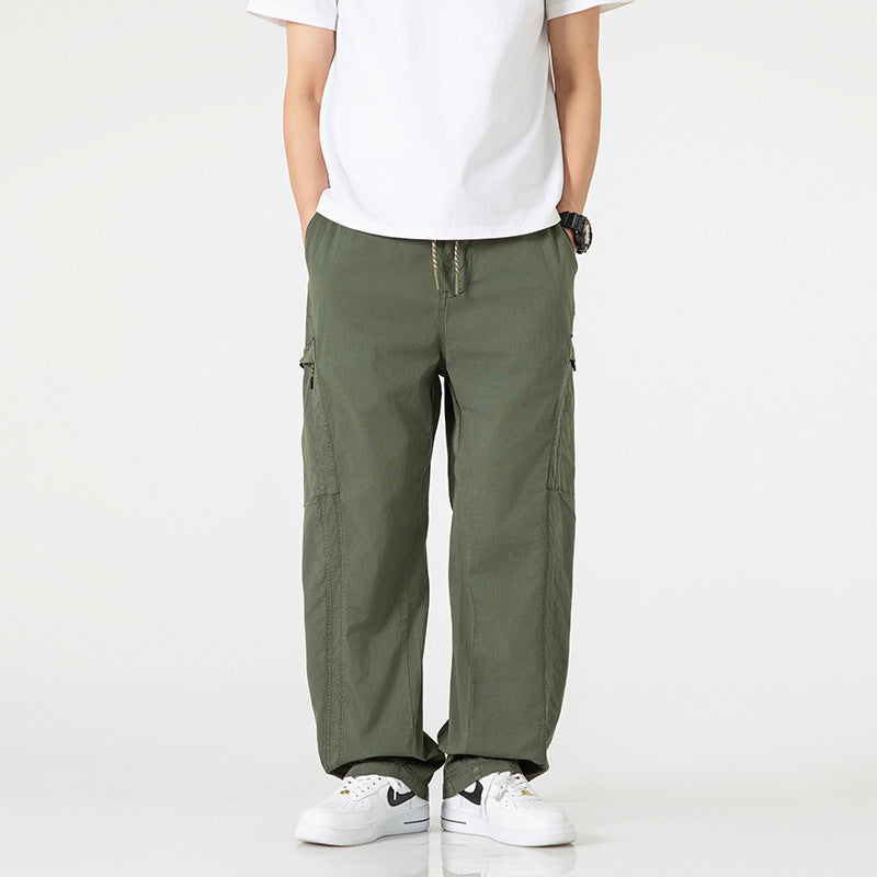 Comfortable cargo pants for men with side pockets and practical back pockets Lune London