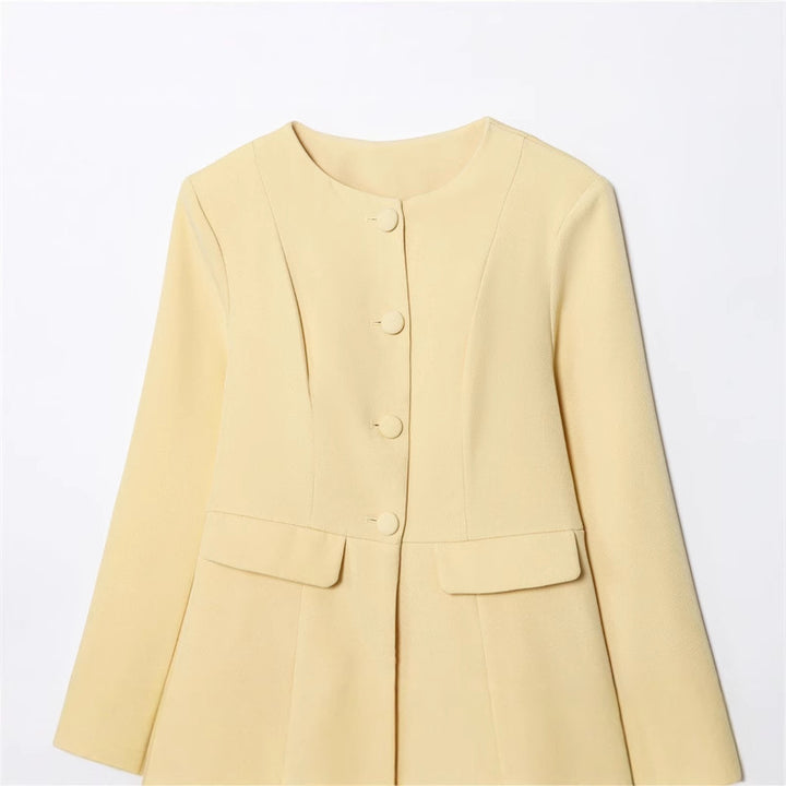 Women's elegant blazer with structured pockets Lune London
