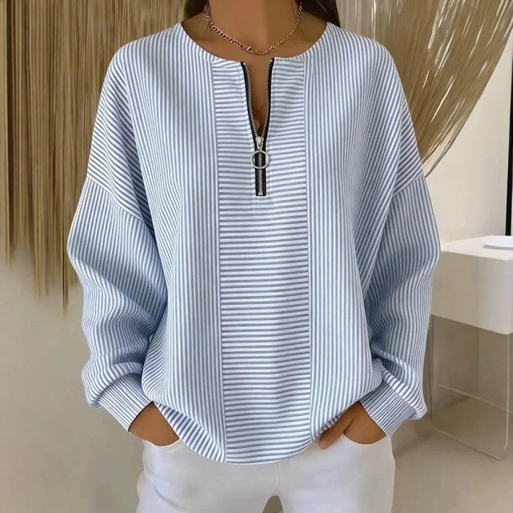 Women's Oversize Sweater with fine rib structure and short zipper Amarae