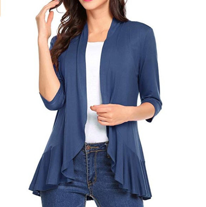 Women's Fashionable Cardigan with Asymmetrical Cut and Flattering Details Chic & Stil