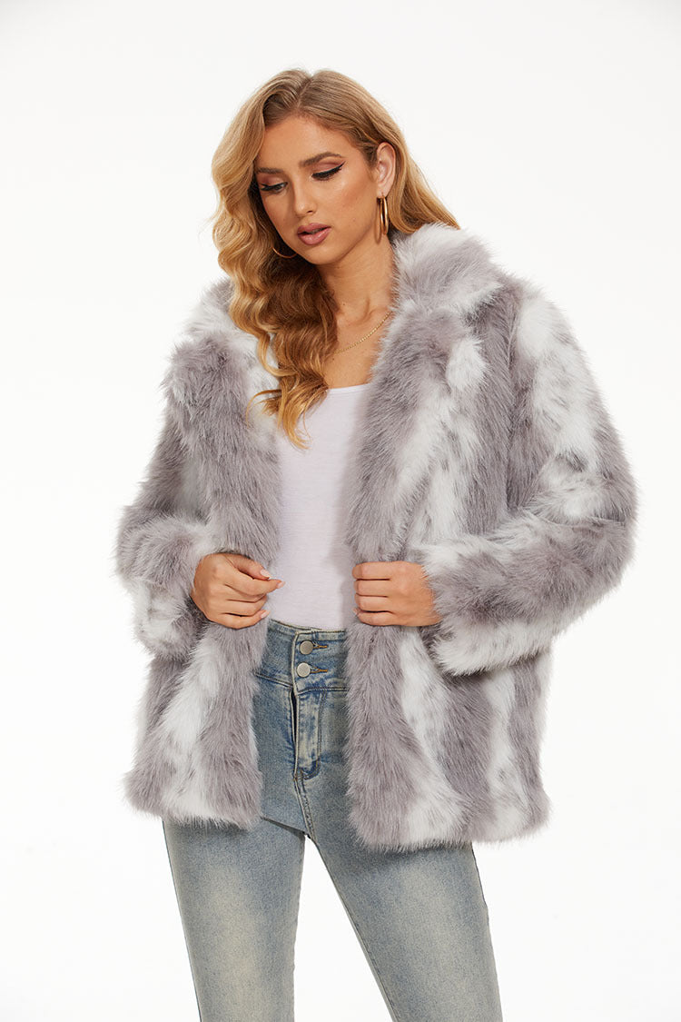 Glamorous faux fur jacket for women with elegant stripes Lune London