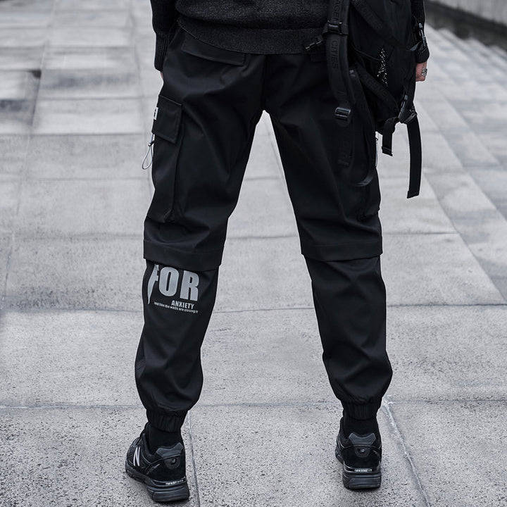 Trendy cargo pants for men with versatile pockets and ergonomic fit Lune London