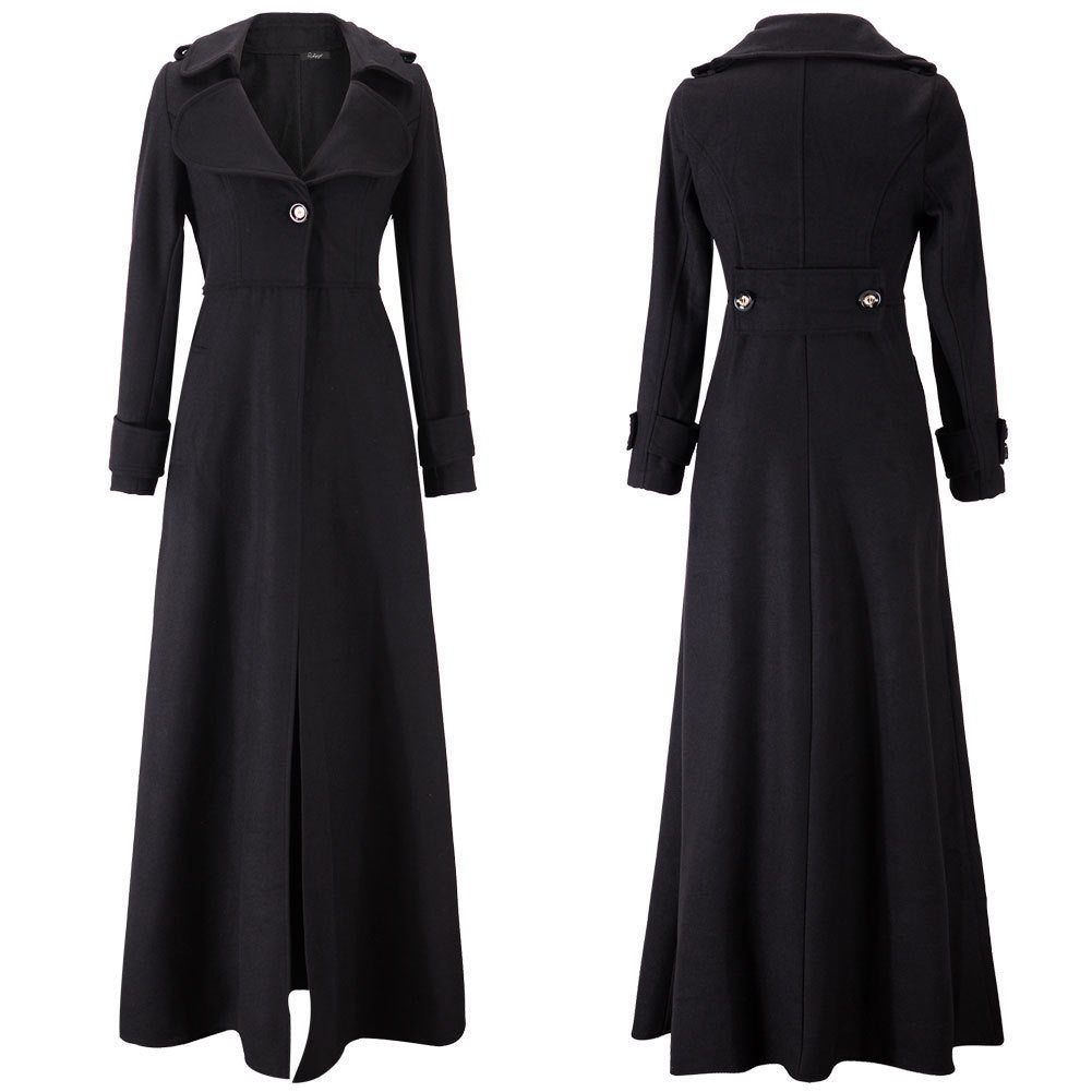 Ladies Elegant long coat with classic lapels and modern accents Amarae