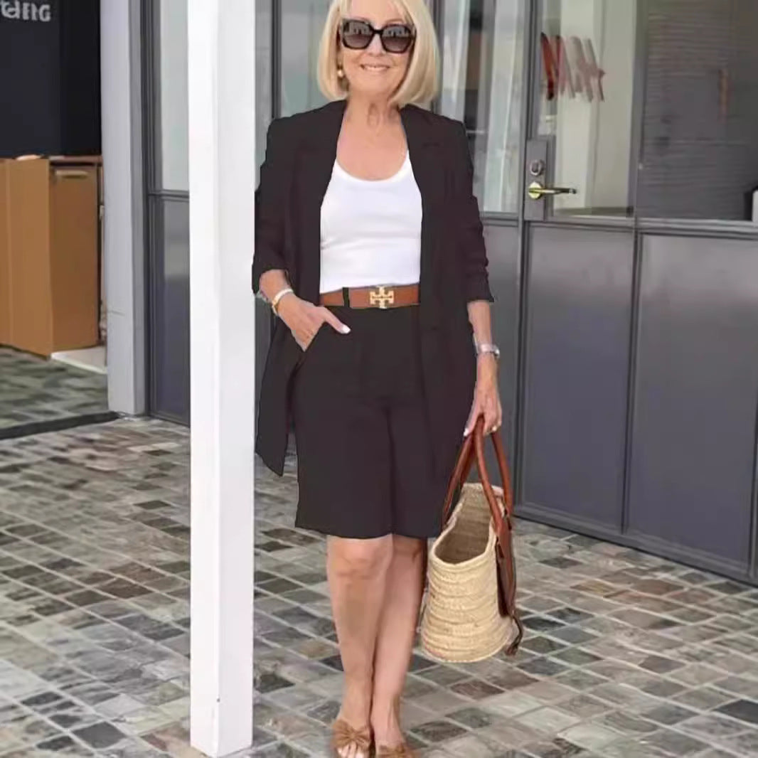 Ladies Elegant and modern blazer-shorts set Lune London