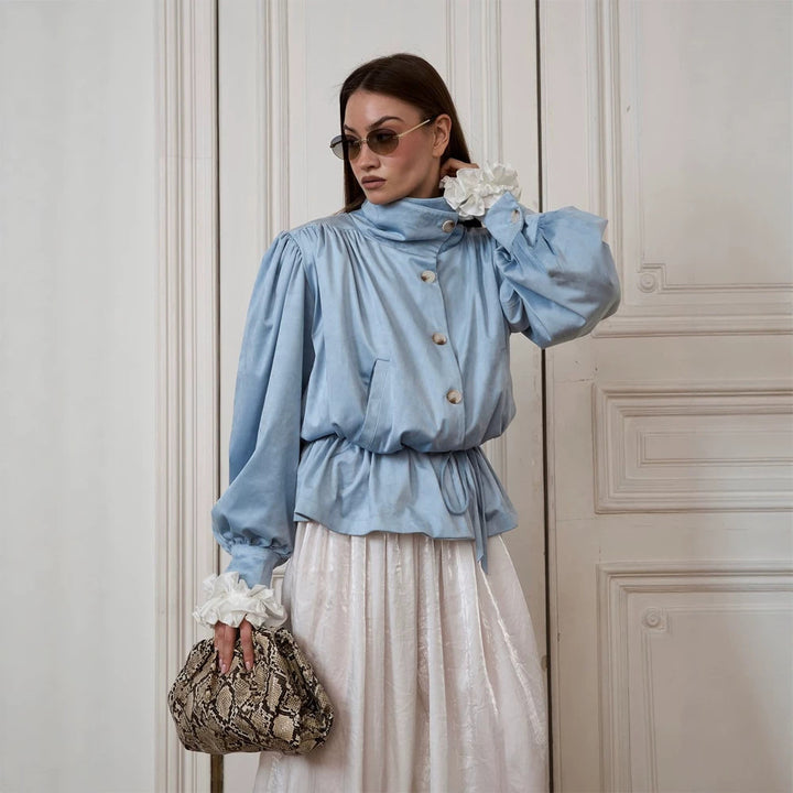 Women's short jacket with voluminous sleeves, drawstring waistband, and stand-up collar Amarae