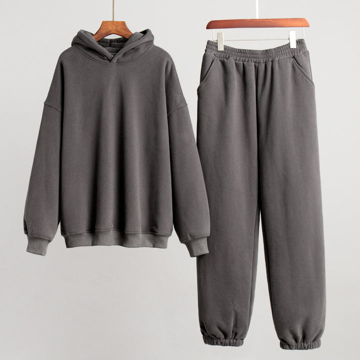 Women sweatshirt jumpsuit and cozy jogging pants Lune London
