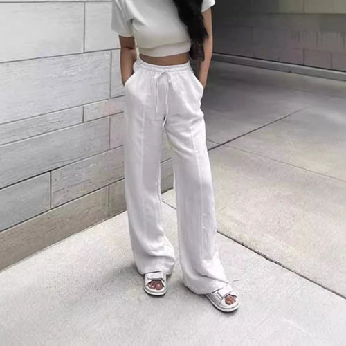 Elegant and lightweight lounge pants for women with elastic waistband and side pockets Amarae