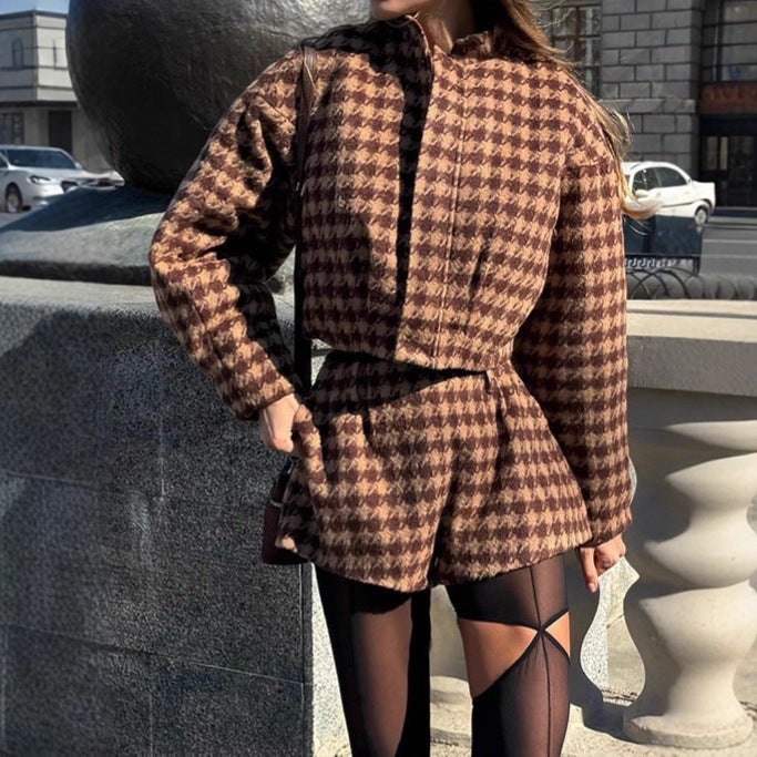 Women's Houndstooth Wool Blend Two-Piece made of Short Jacket and High-Waist Shorts Amarae