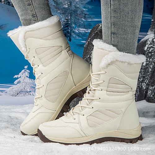 Warm winter boots for women with non-slip rubber sole Amarae