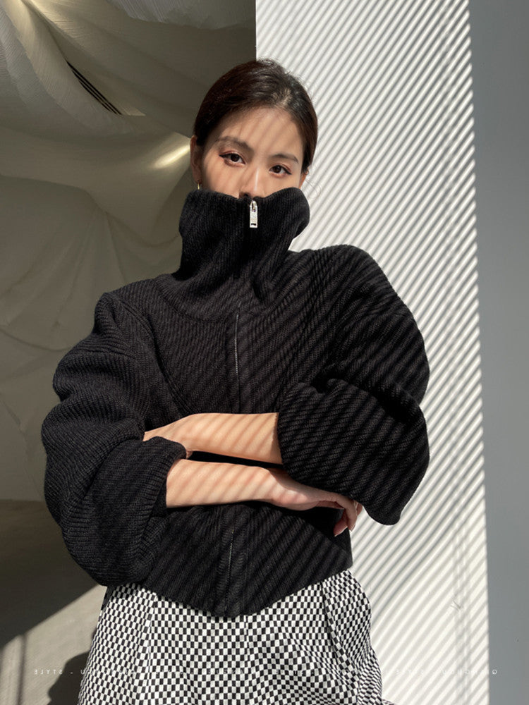 Pull femme en maille épaisse avec col montant et coupe décontractée Chic & Stil