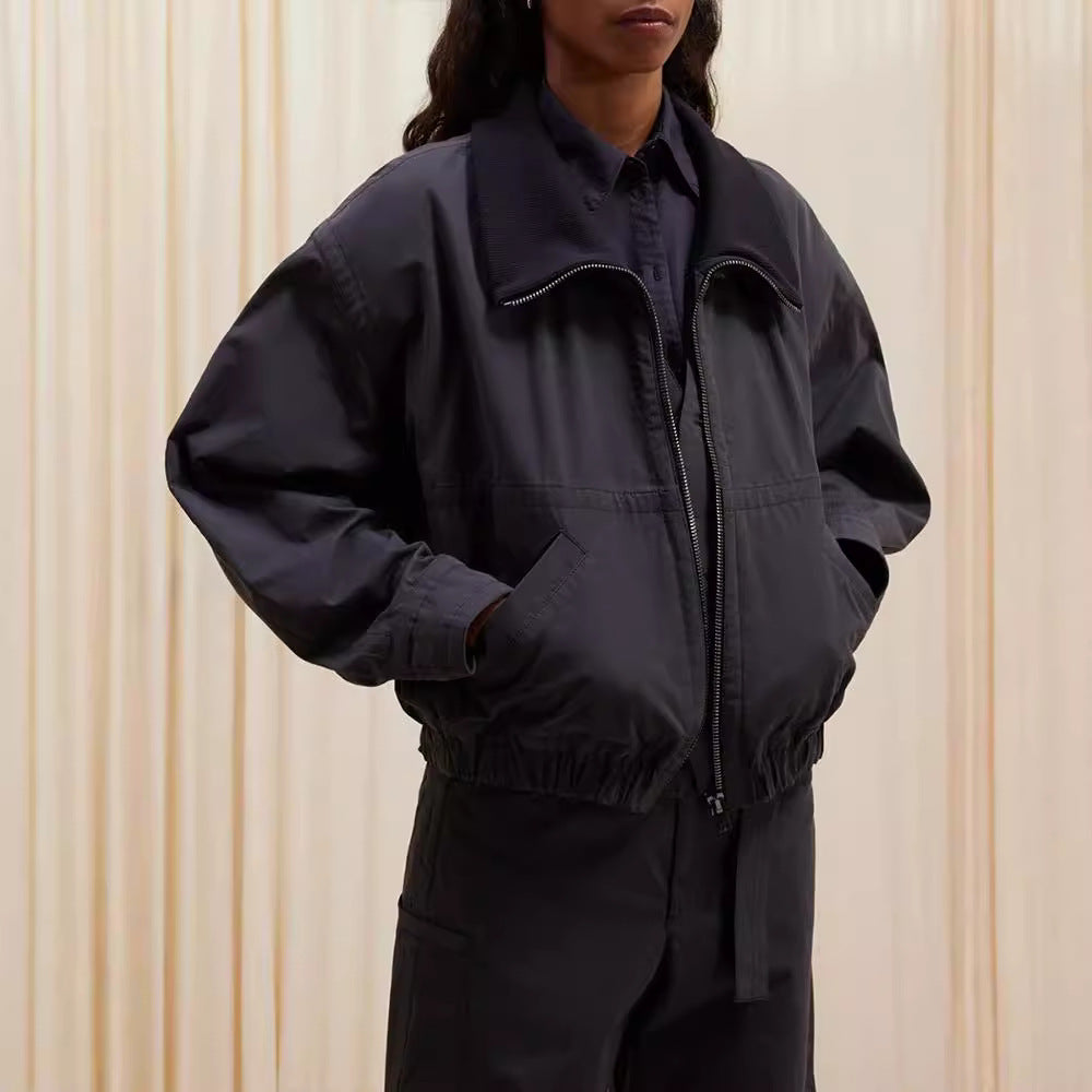 Veste à capuche décontractée pour femmes avec col montant et fermeture éclair sur le côté Chic & Stil