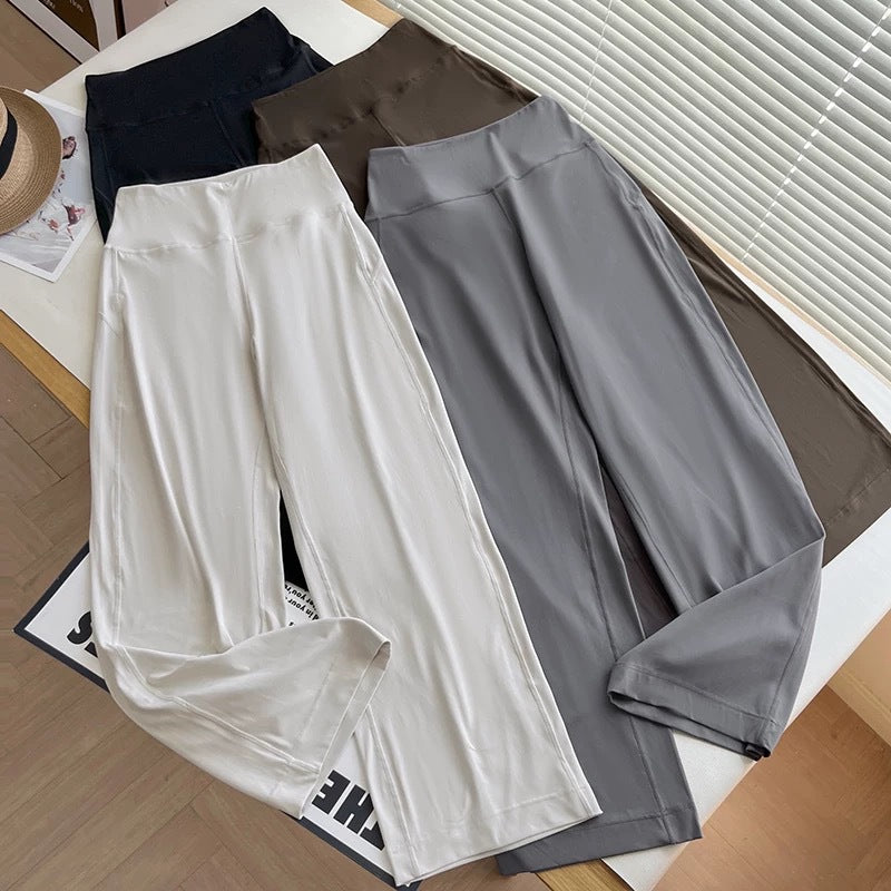 Pantalons Relax larges pour femmes avec taille haute Chic & Stil