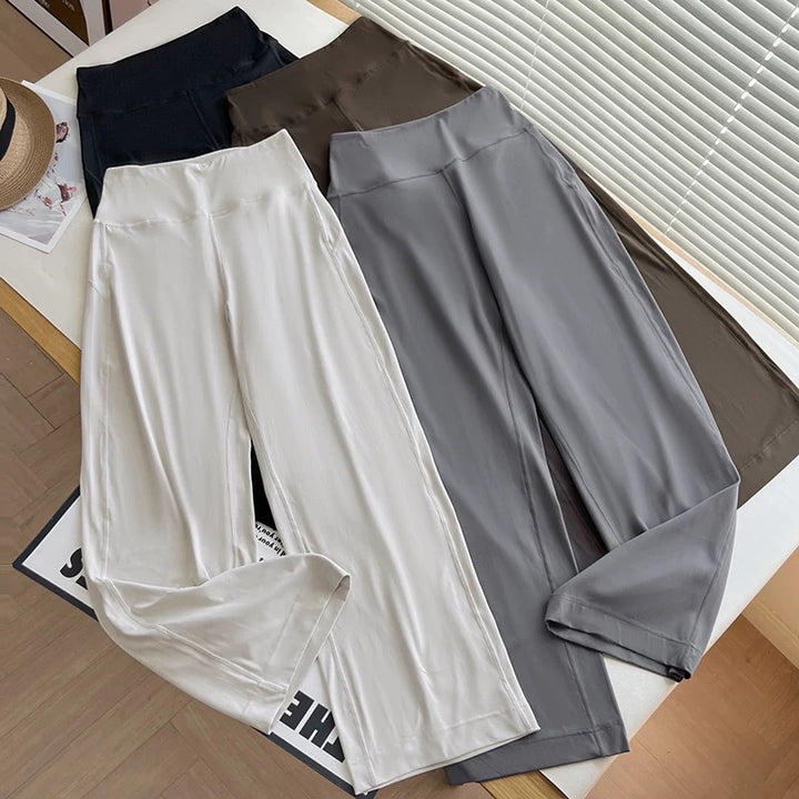 Pantalons Relax larges pour femmes avec taille haute Chic & Stil