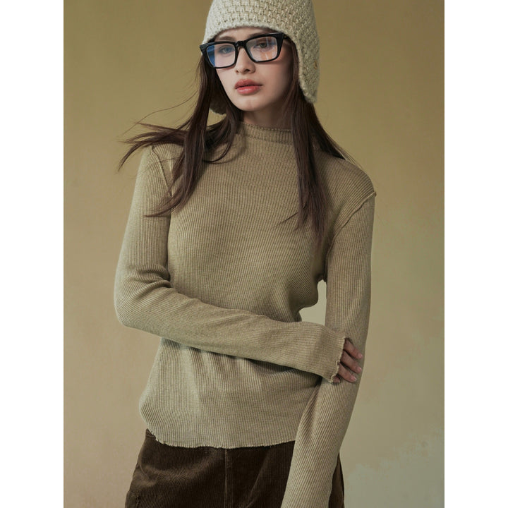 Women Fitted Ribbed Long Sleeve with Short Stand-Up Collar and Fine Wave Edge