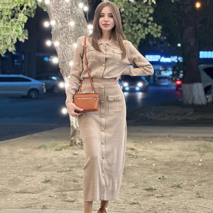 Structured knit set for women with decorative pockets and buttonhole Lune London