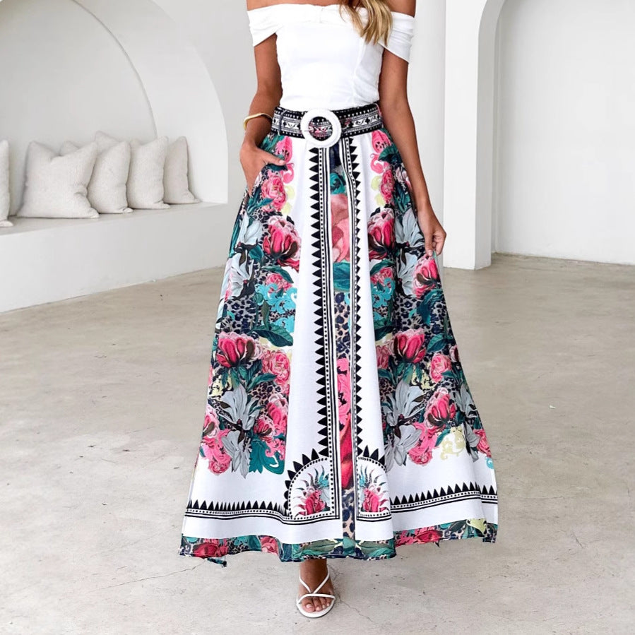 Ladies max skirt with floral pattern Lune London
