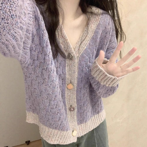 Cardigan confortable pour femmes avec détails de boutons Chic & Stil