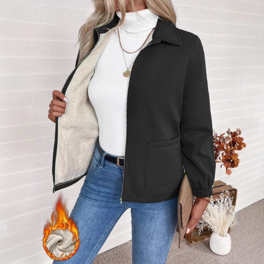 Women’s leisure jacket with front zipper and practical pockets Lune London