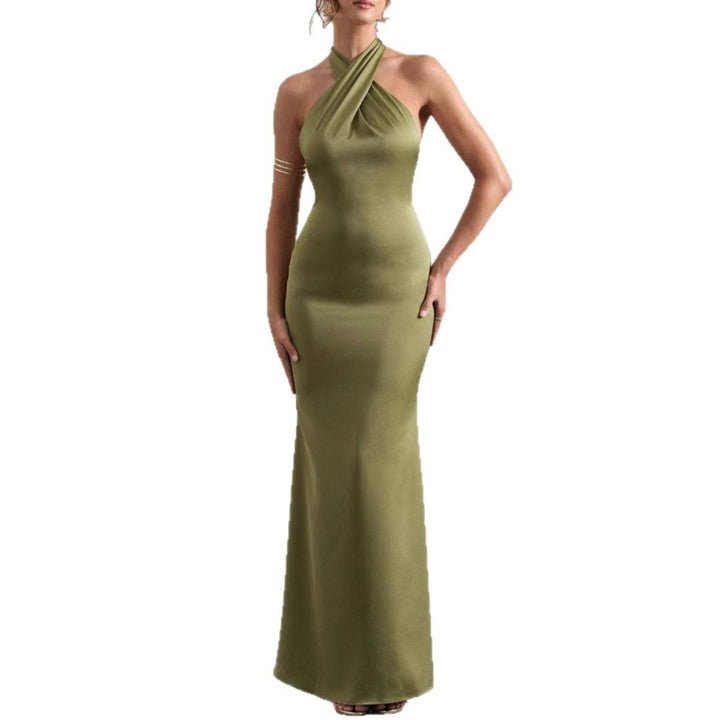 Elegant evening dress for women with slim fit and neck strap Chic & Stil