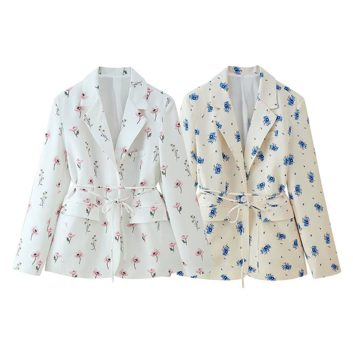 Fashionable women's blazer jacket with floral design and adjustable belt Lune London
