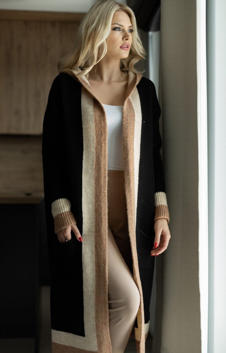 Lune London | Coat - Knit Design - Oversized Fit - Long Sleeves with Pockets and Contrast Trim