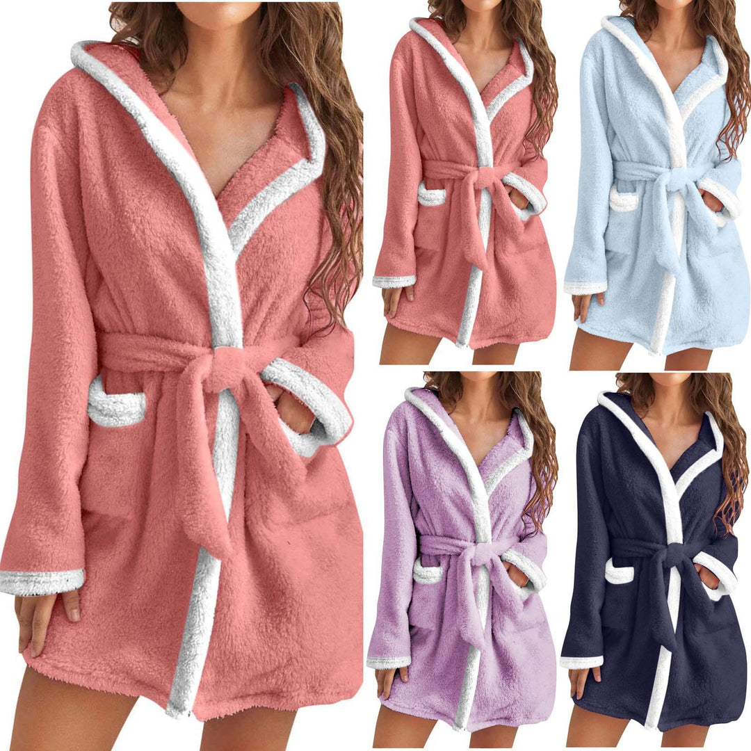 Ladies cozy fleece bathrobe with hood and pockets Lune London