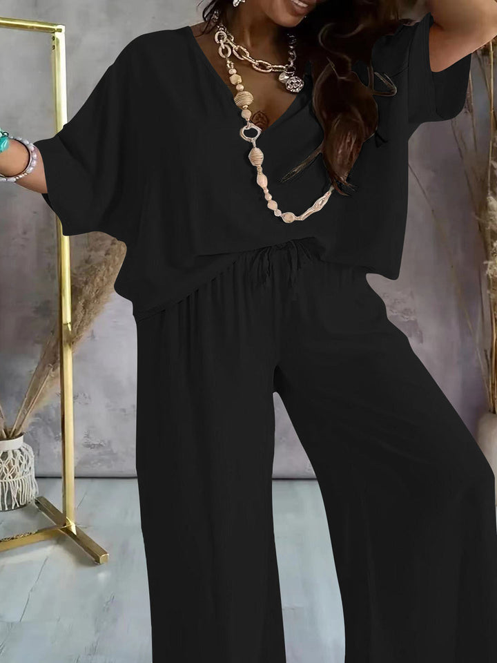 Ladies Relaxed Fitted Two-Piece Chic Loungewear Set