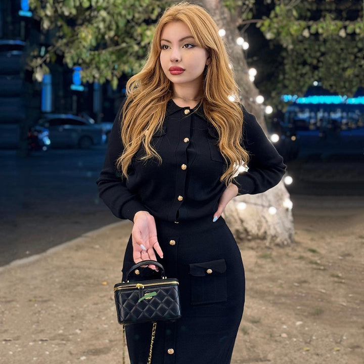 Structured knit set for women with decorative pockets and buttonhole Lune London