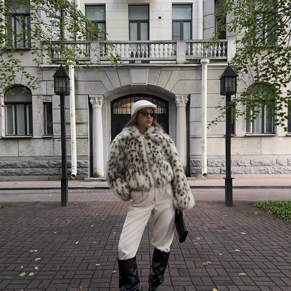 Women’s Short Bomber Jacket made of Faux Fur with Dalmatian Pattern and Stand-Up Collar Amarae