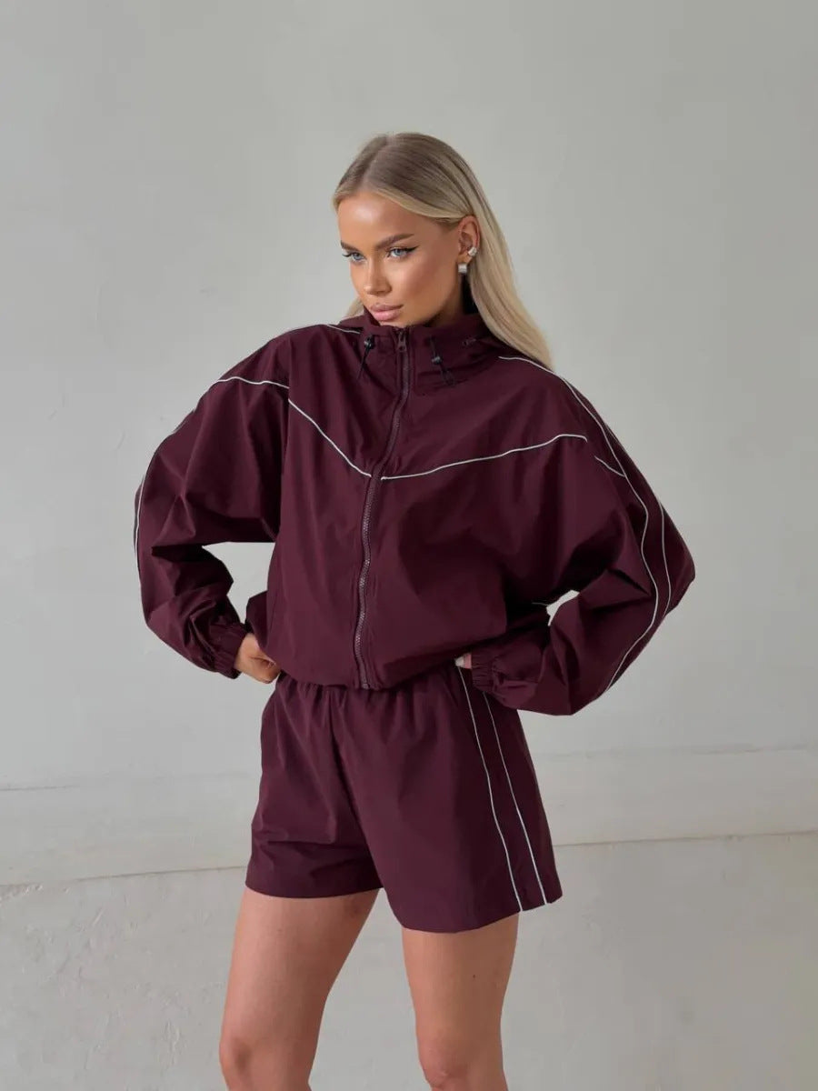 Sport leisure set for women with high collar jacket and Lune London shorts