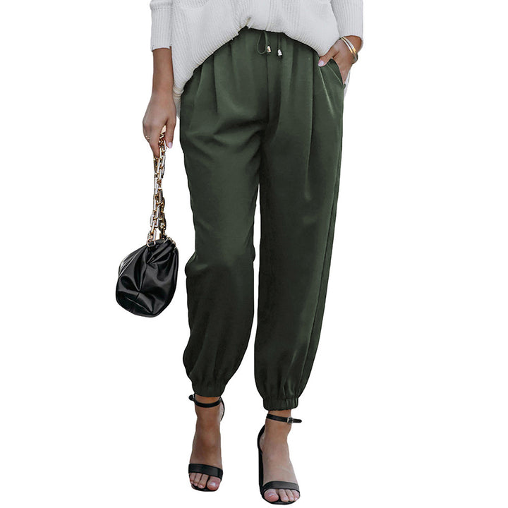 Casual chino pants for women with elastic cuffs Lune London