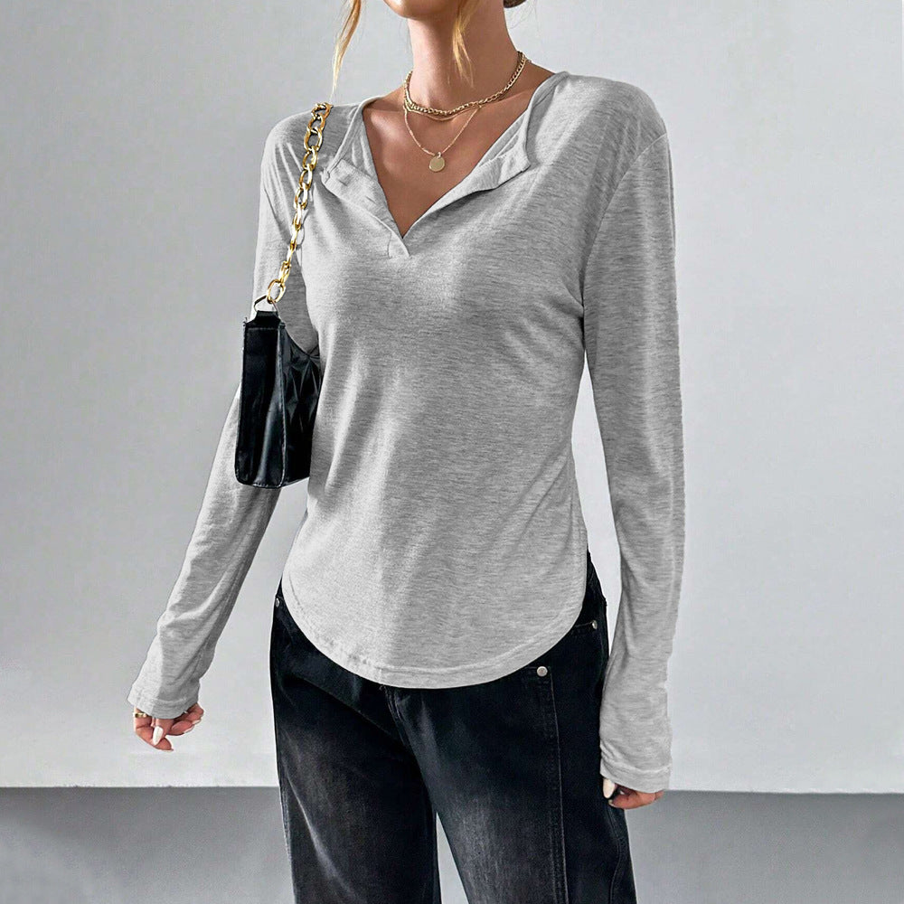 T-shirt à manches longues pour femmes avec subtil V-hals et coupe décontractée Chic & Stil