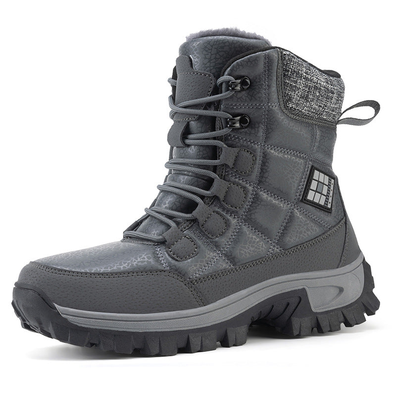 Winter hiking boots for women with non-slip sole and insulating inner lining Lune London