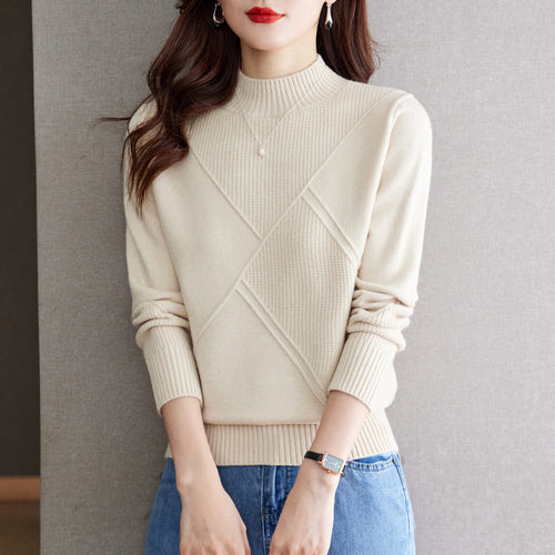 Elegant knitted sweater for ladies with a modern structured design Amarae