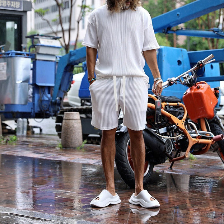 Breathable sports set for men with short sleeve t-shirt and shorts Lune London