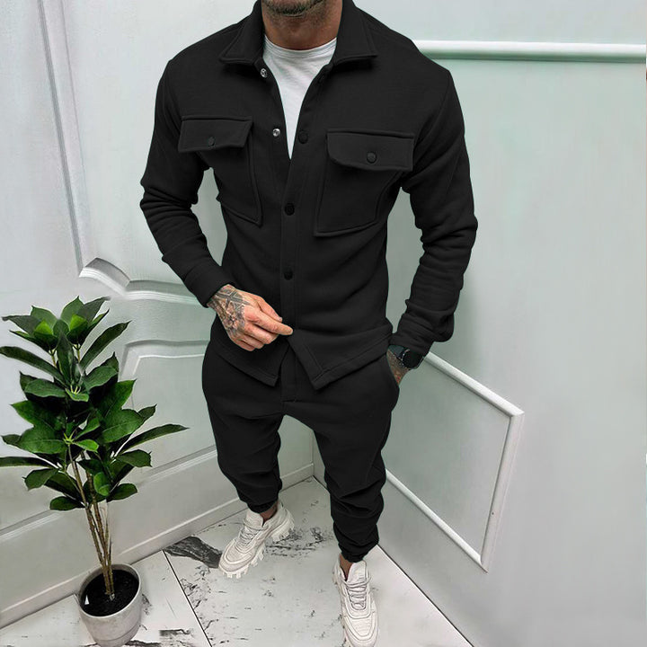 Modern leisure suit for men with practical pockets Lune London