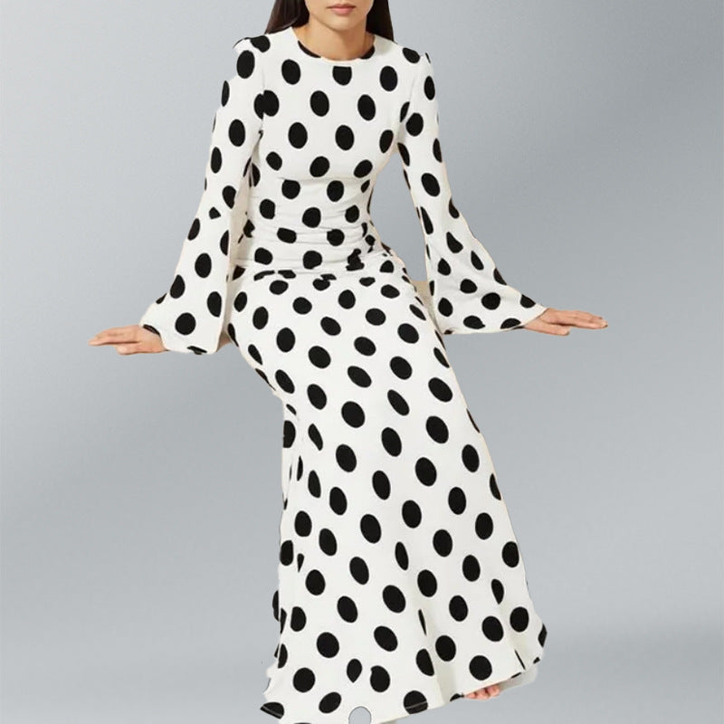 Robe maxi femme avec un motif à pois à la mode et des manches évasées Chic & Stil