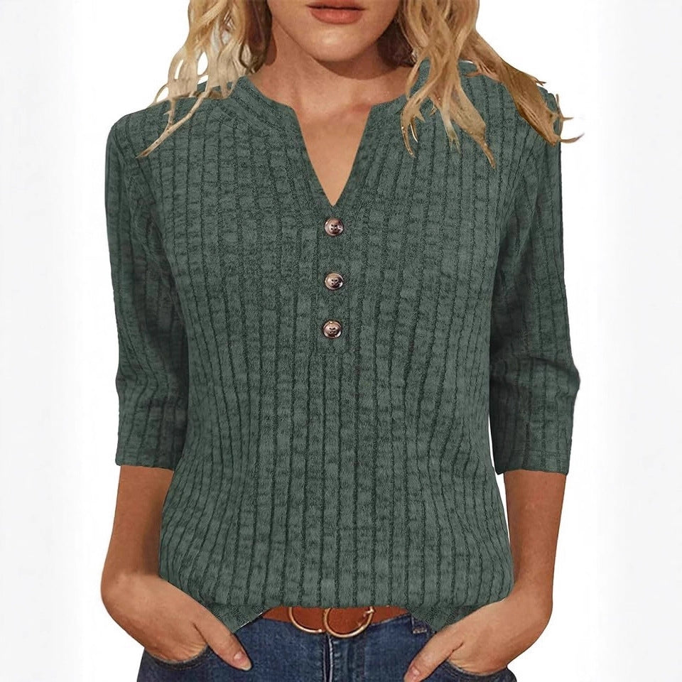 Pull en tricot féminin avec fermeture à boutons décoratifs et motif côtelé moderne Chic & Stil