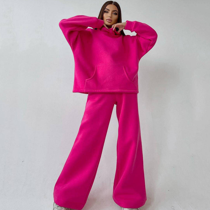 Casual and trendy jogger set for women with oversized hoodie Lune London