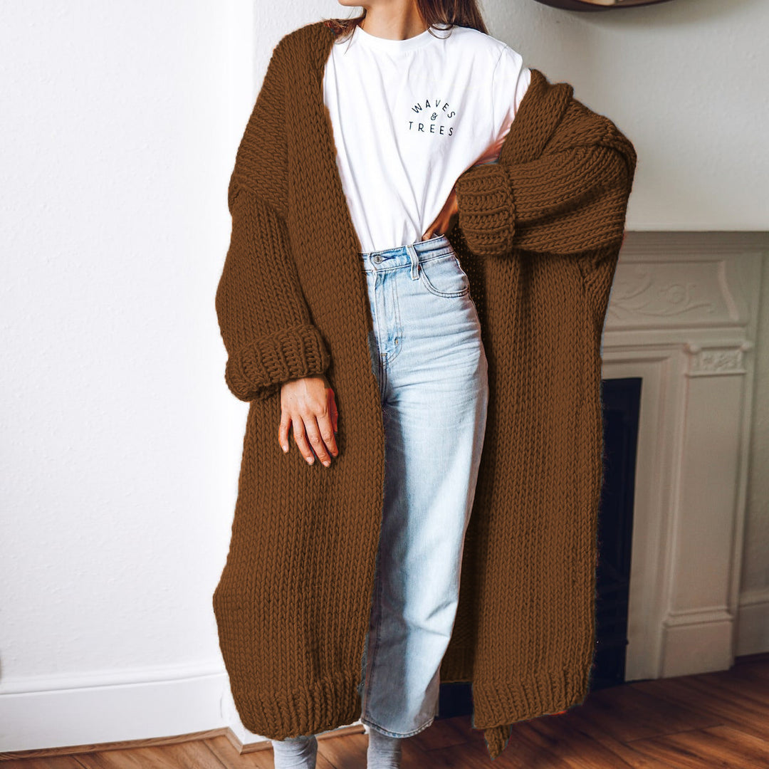 Chunky knit coat for women with voluminous sleeves and relaxed fit Lune London