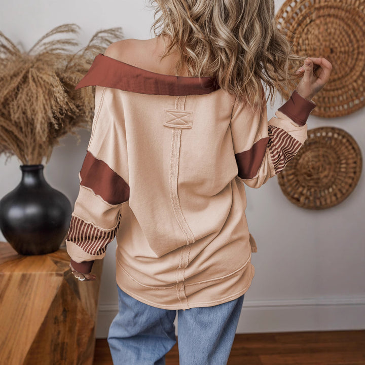 Women’s oversized sweatshirt with deep V-neck, striped inner collar and contrast sleeves Amarae