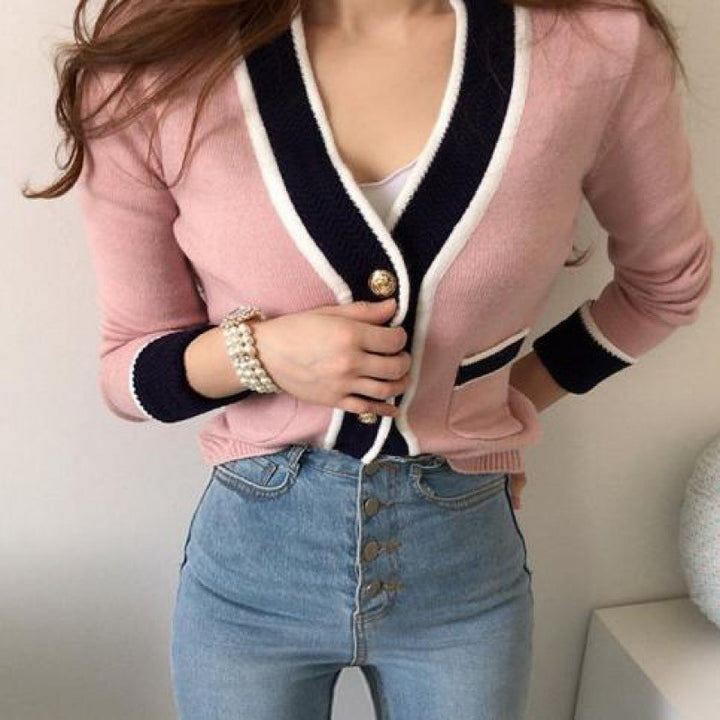 Gilet pour femmes avec des détails contrastés et une fermeture à bouton élégante Chic & Stil