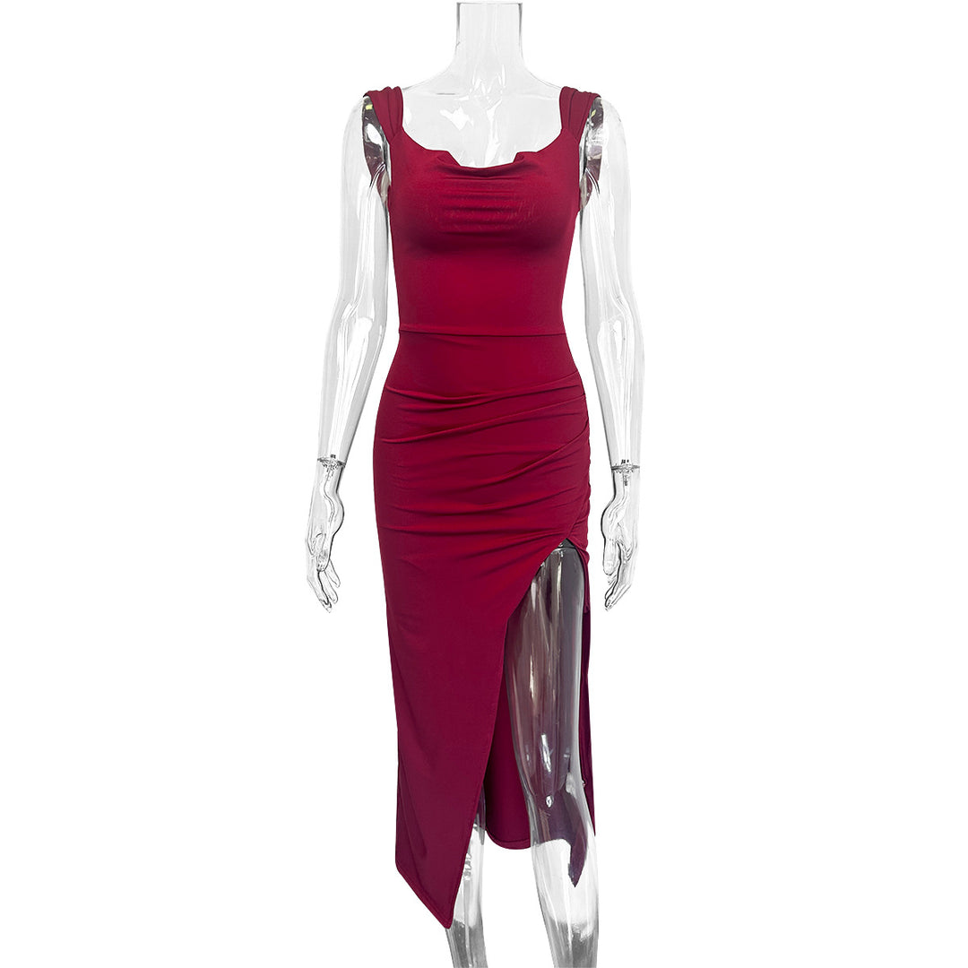 Women Elegant, form-fitting evening dress with side slit Lune London