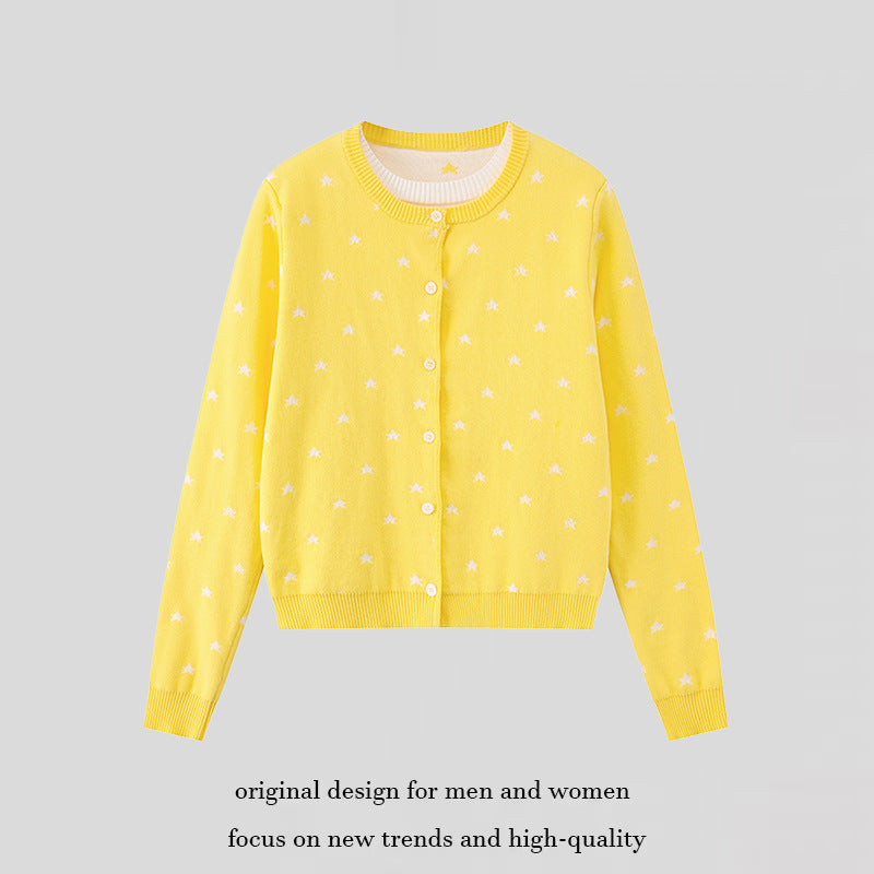 Women's fine-knit cardigan with star jacquard, round neck and button closure Amarae