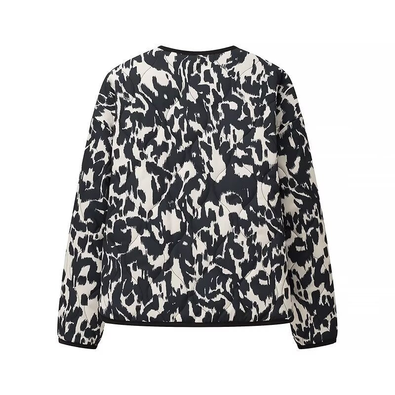 Veste matelassée pour femmes au motif léopard moderne Chic & Stil