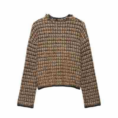 Women's Boucle-Tweed Cropped Jacket with Fringe Trim and Round Neck