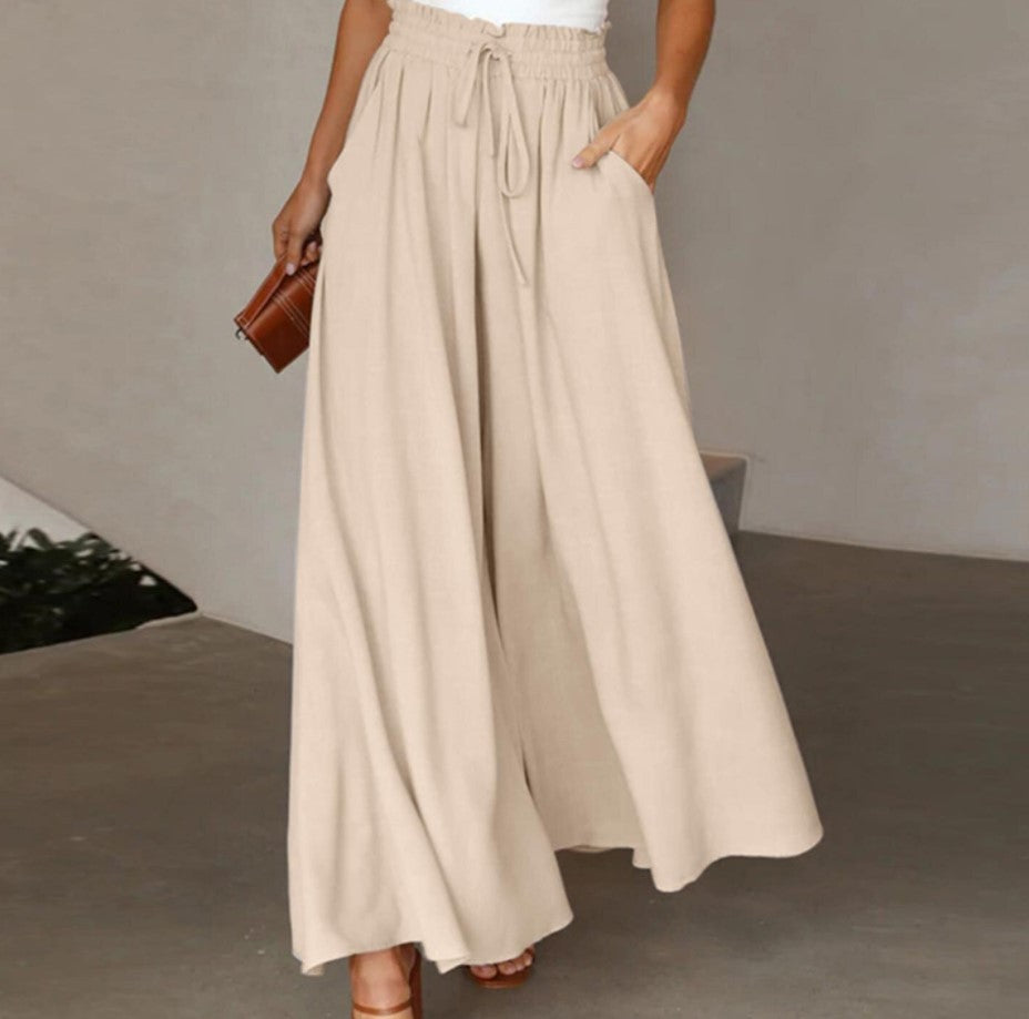 Elegant and airy wide pants for ladies with elastic and pockets Lune London